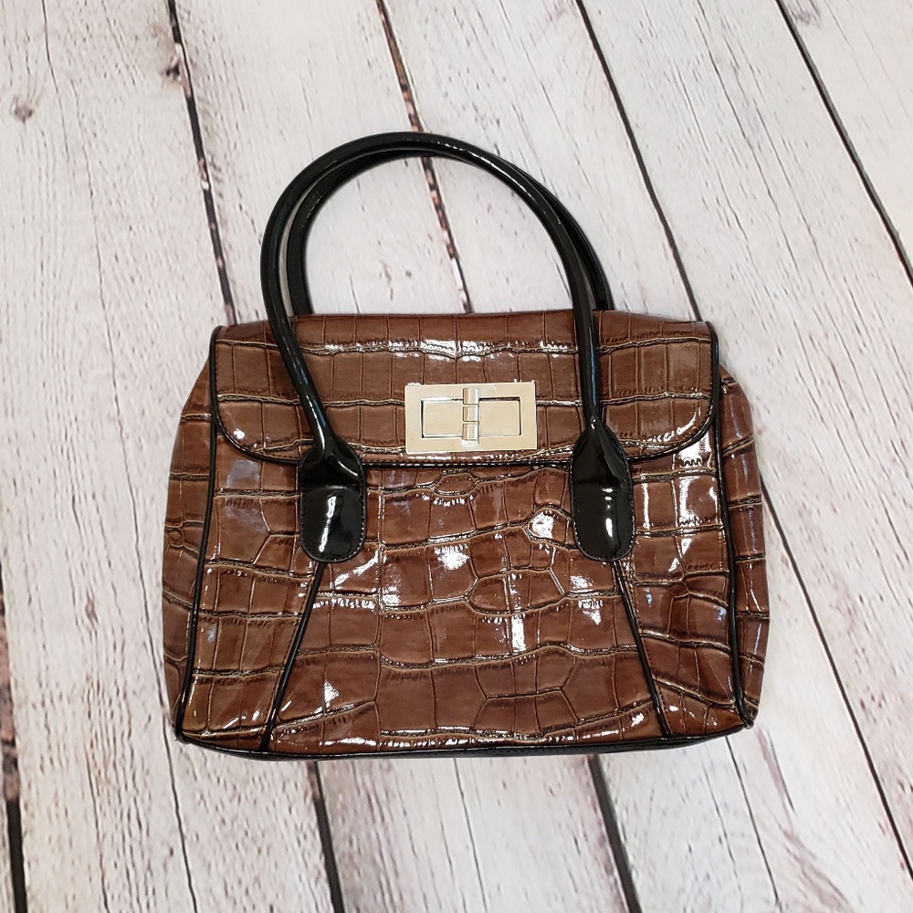 White House Black Market Purse